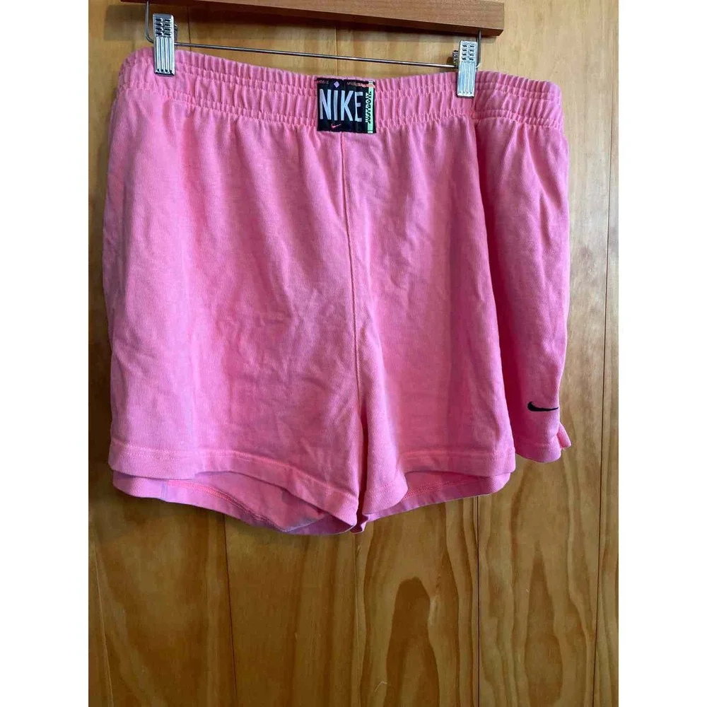 Size 1X Nike Pink Women's Shorts